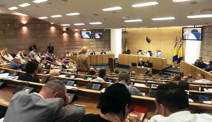 Parlament FBiH vanredno zasijeda zbog kreditnih zaduženja