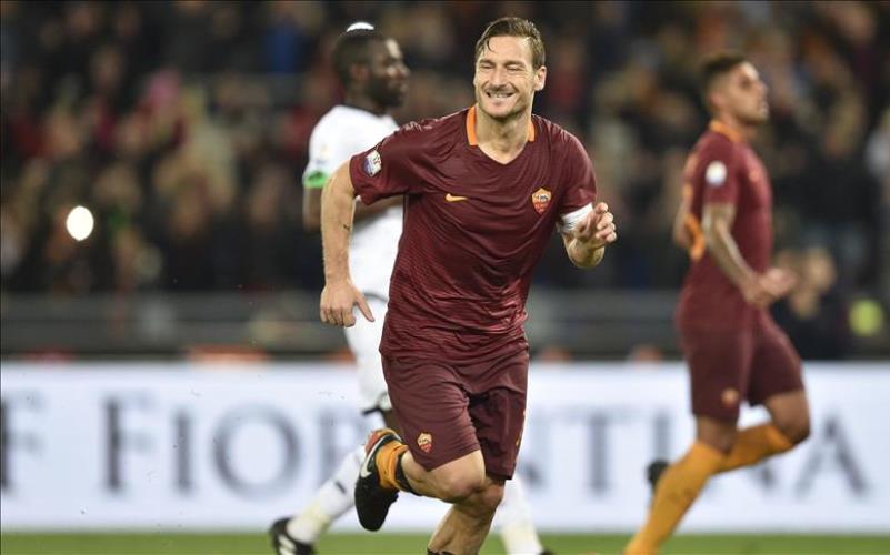 Francesco Totti dobitnik nagrade predsjednika UEFA-e