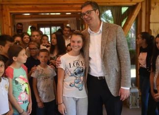 Vučić I Djeca