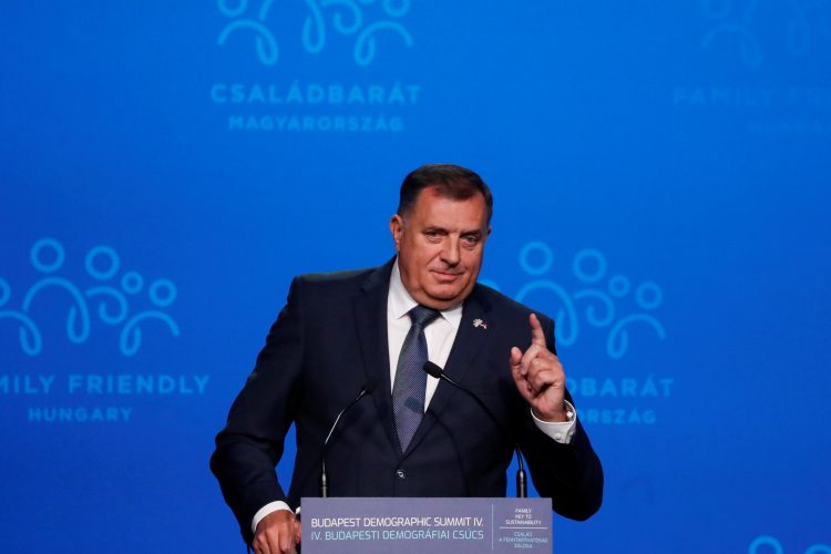 Dodik Budimpešta