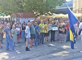 Protest Penzioneri Tuzla