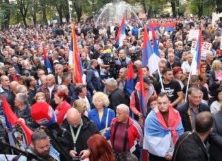 Protest Opozicije U RS U