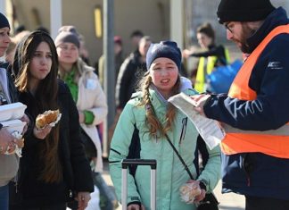 Ukrajinske Izbjeglice Poljska Hina