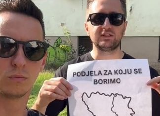 Grupa Koja Stoji Iza Plakata O Podjeli Bosne