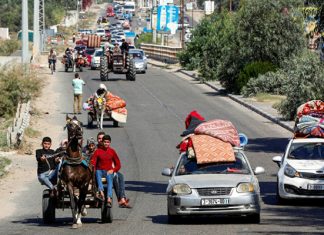 Palestinci Kreću U Južna Područja Pojasa Gaze