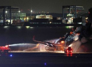 Avion Japan Airlinesa Se Zapalio Prilikom Slijetanja Foto