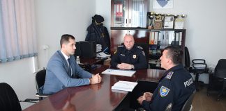 Ministar Unutrašnjih Poslova ZDK I Policijski Komesar Posjetili Policijsku Stanicu Kakanj Foto