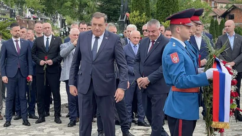 Dodik U Bratuncu