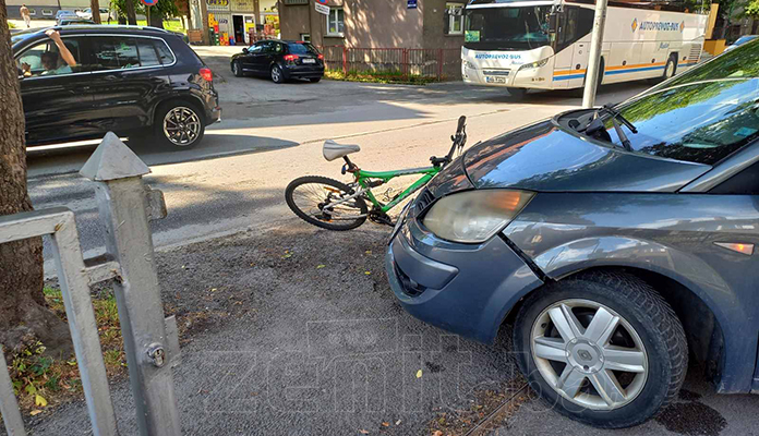 Saobraćajna nesreća u Zenici, povrijeđen maloljetnik na biciklu