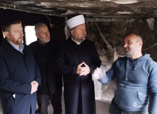 Muftija Dizdarević I Glavni Imam Kobilica Posjetili Porodicu