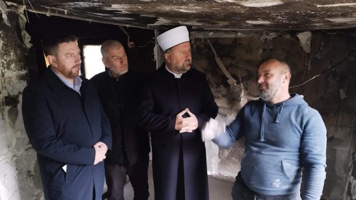 Muftija Dizdarević I Glavni Imam Kobilica Posjetili Porodicu