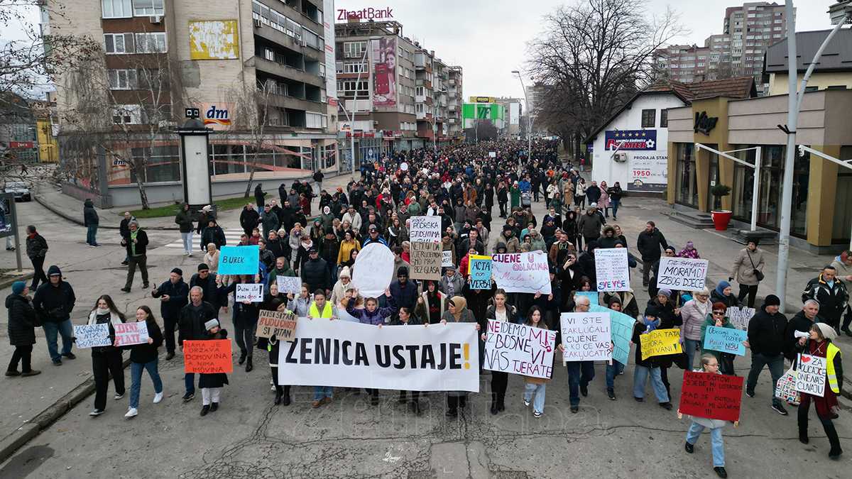 Zenica Ustaje, Protesti