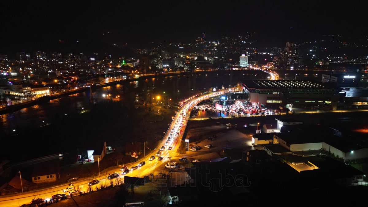 Defile U Zenici Povodom Dana Nezavisnosti BiH