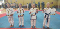 Karate klub "Perfekt" Zenica na turnirima u Vogošći i Mostaru osvojili 20 medalja